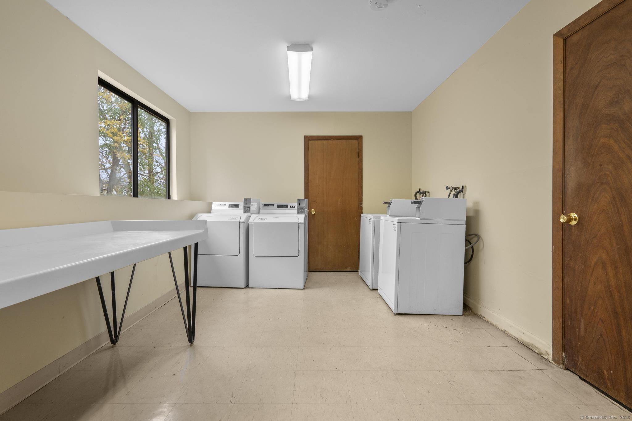 23 Shirley Street, Unit 3 Waterbury, CT 06708 - Photo 14 of 35