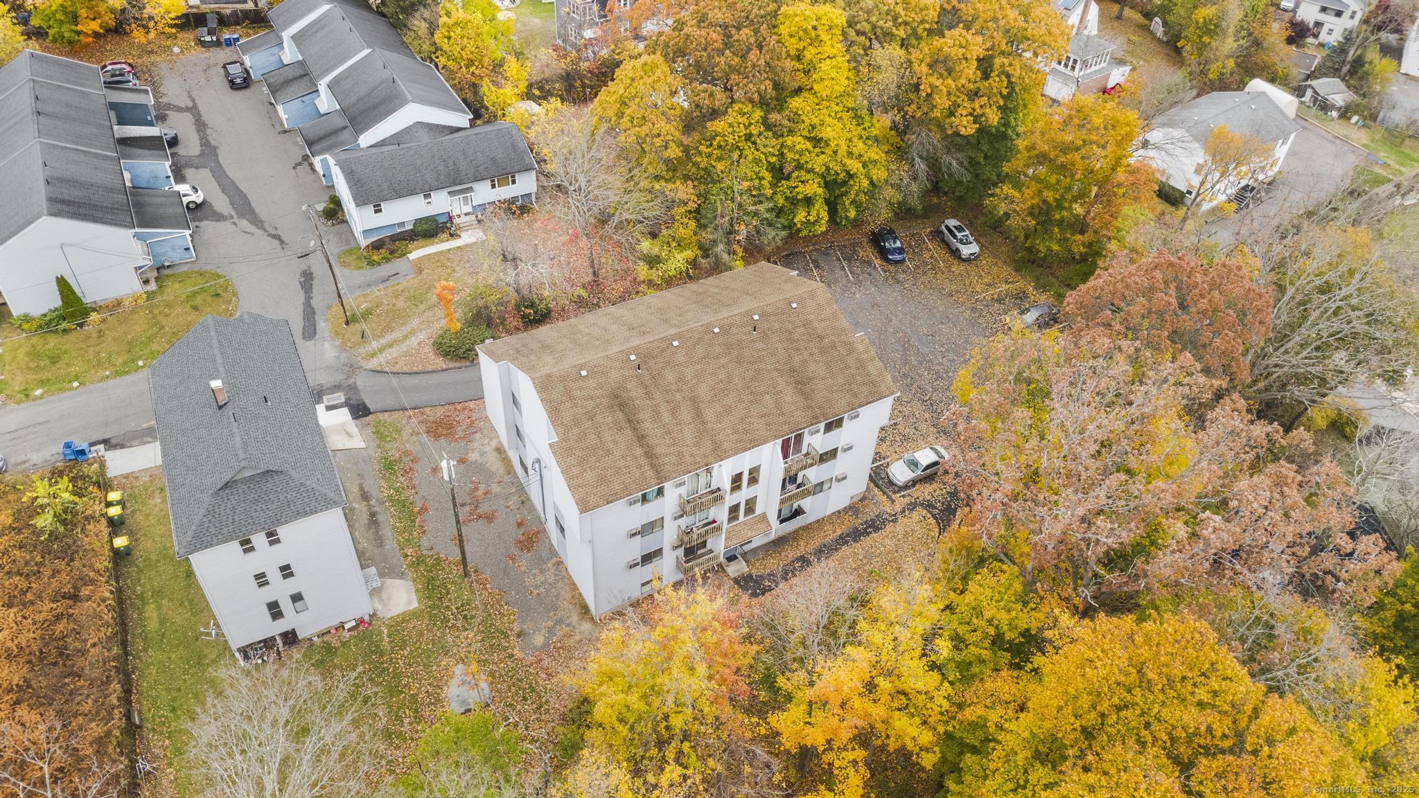 23 Shirley Street, Unit 3 Waterbury, CT 06708 - Photo 25 of 35