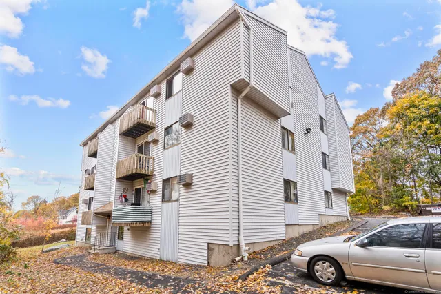 $1,500 | 23 Shirley Street, Unit 3, Waterbury, CT 06708