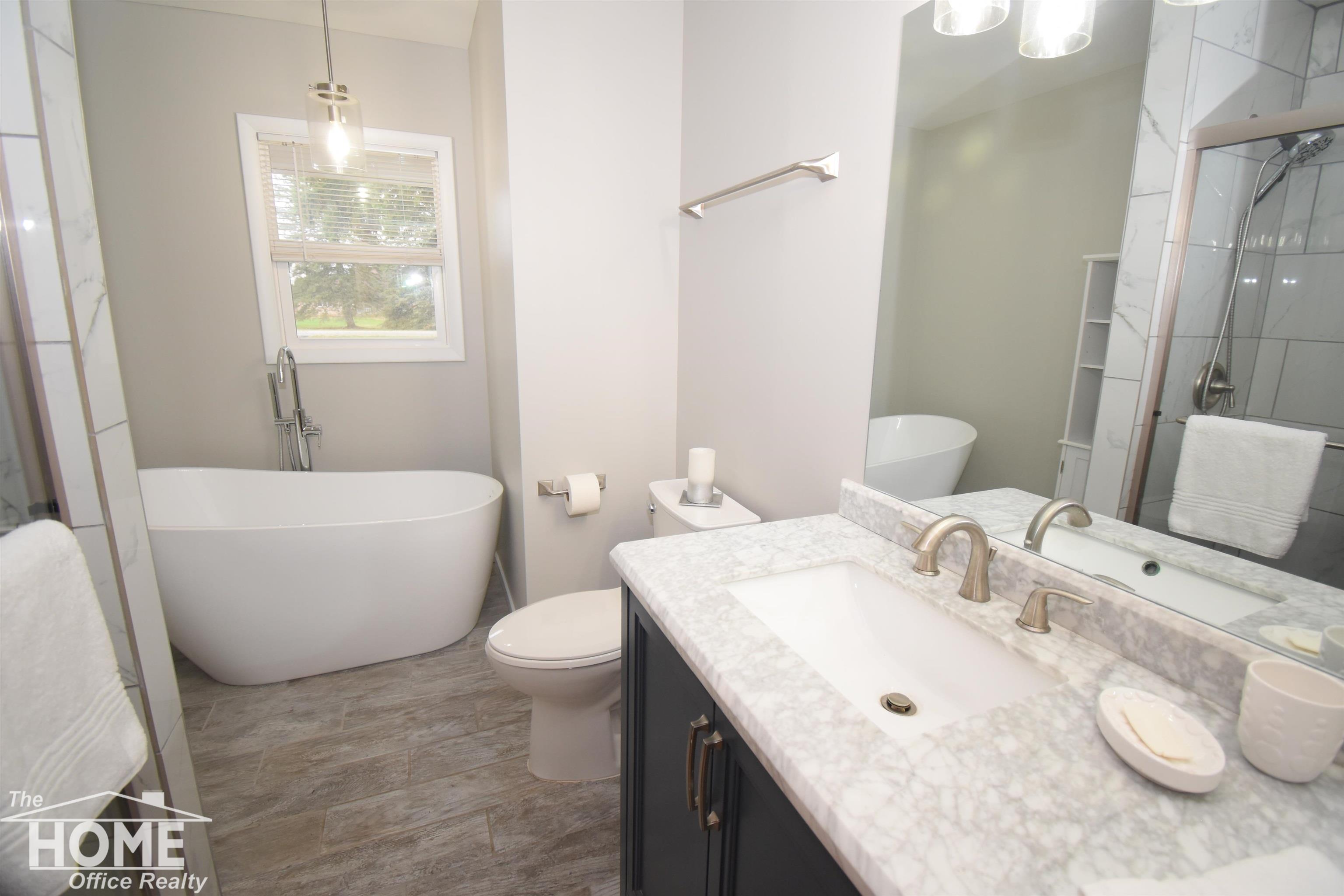 990 North Hintz Road Owosso, MI 48867 - Photo 14 of 26 50160309-b80b33e0-fd65-466f-b9f4-d32b7ca1c6d1.JPG