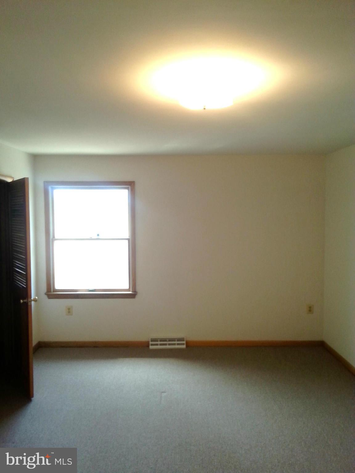 6219 Green Valley Rd Mount New Market, MD 21774 - Photo 12 of 19 Bedroom (Master)