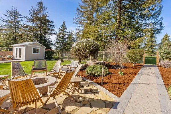 $1,100,000 | 4997 Fern Place, Rohnert Park, CA 94928
