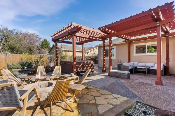 $1,100,000 | 4997 Fern Place, Rohnert Park, CA 94928