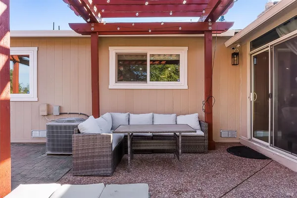 $1,100,000 | 4997 Fern Place, Rohnert Park, CA 94928