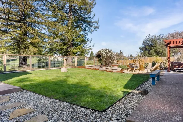 $1,100,000 | 4997 Fern Place, Rohnert Park, CA 94928