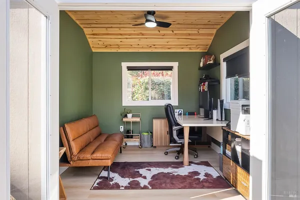 $1,100,000 | 4997 Fern Place, Rohnert Park, CA 94928