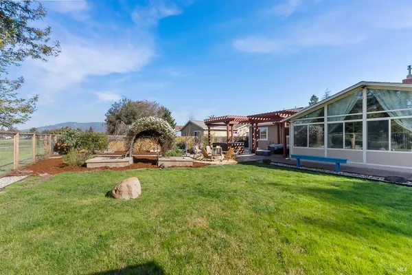 $1,100,000 | 4997 Fern Place, Rohnert Park, CA 94928