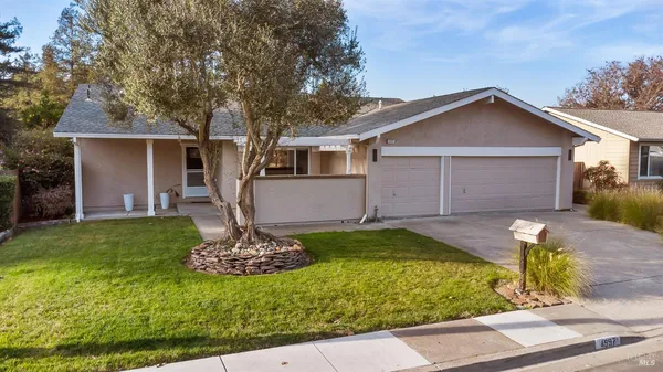 $1,100,000 | 4997 Fern Place, Rohnert Park, CA 94928