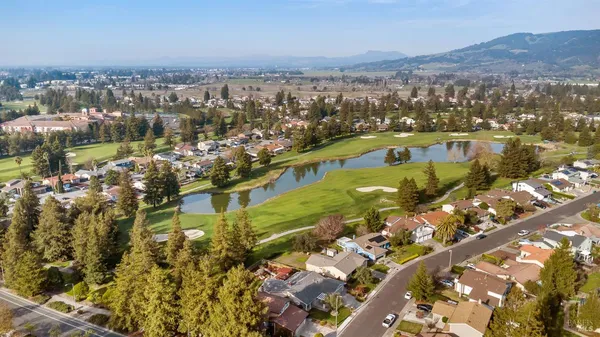 $1,100,000 | 4997 Fern Place, Rohnert Park, CA 94928