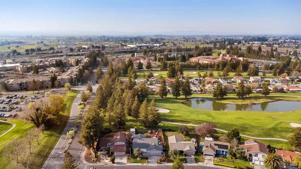 $1,100,000 | 4997 Fern Place, Rohnert Park, CA 94928