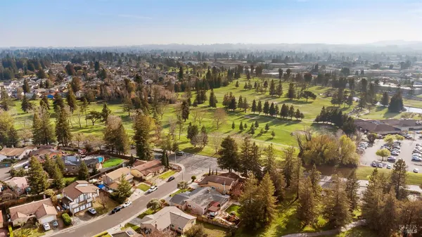 $1,100,000 | 4997 Fern Place, Rohnert Park, CA 94928