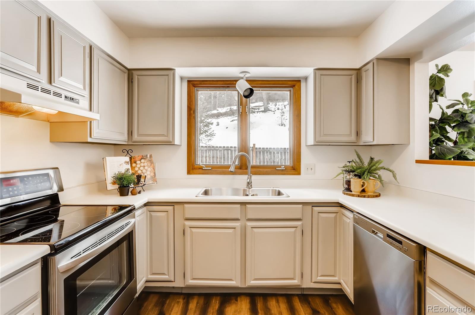2277 Witter Gulch Road Evergreen, CO 80439 - Photo 10 of 29 Gallery Image 10