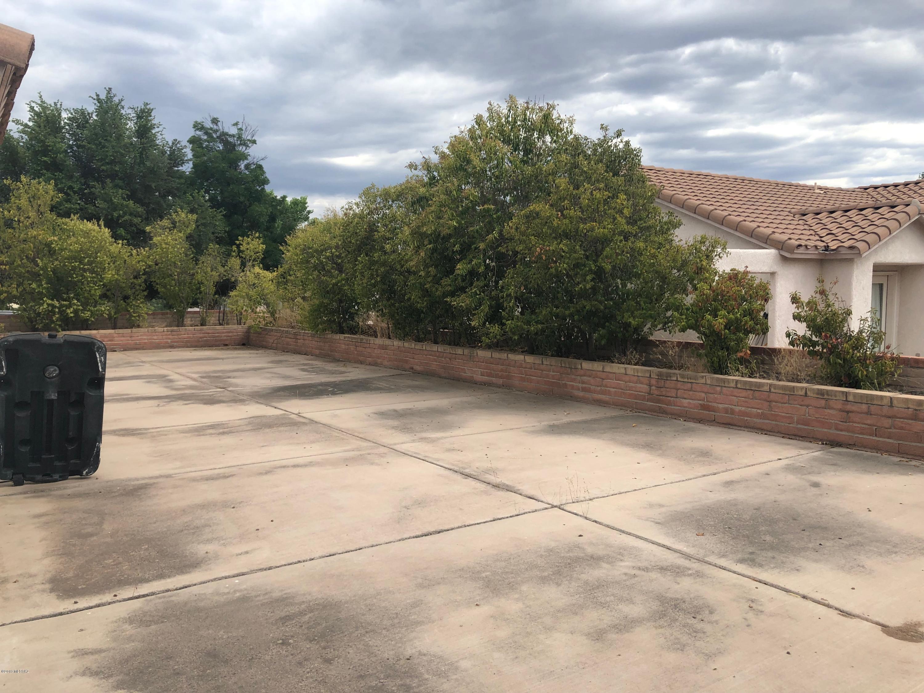 1164 Pebblewood Court Rio Rico, AZ 85648 - Photo 4 of 8