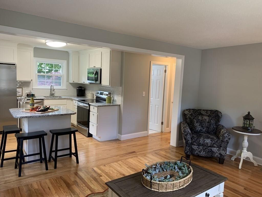 44 Arden Street Springfield, MA 01118 - Photo 13 of 35 Gallery Image 13