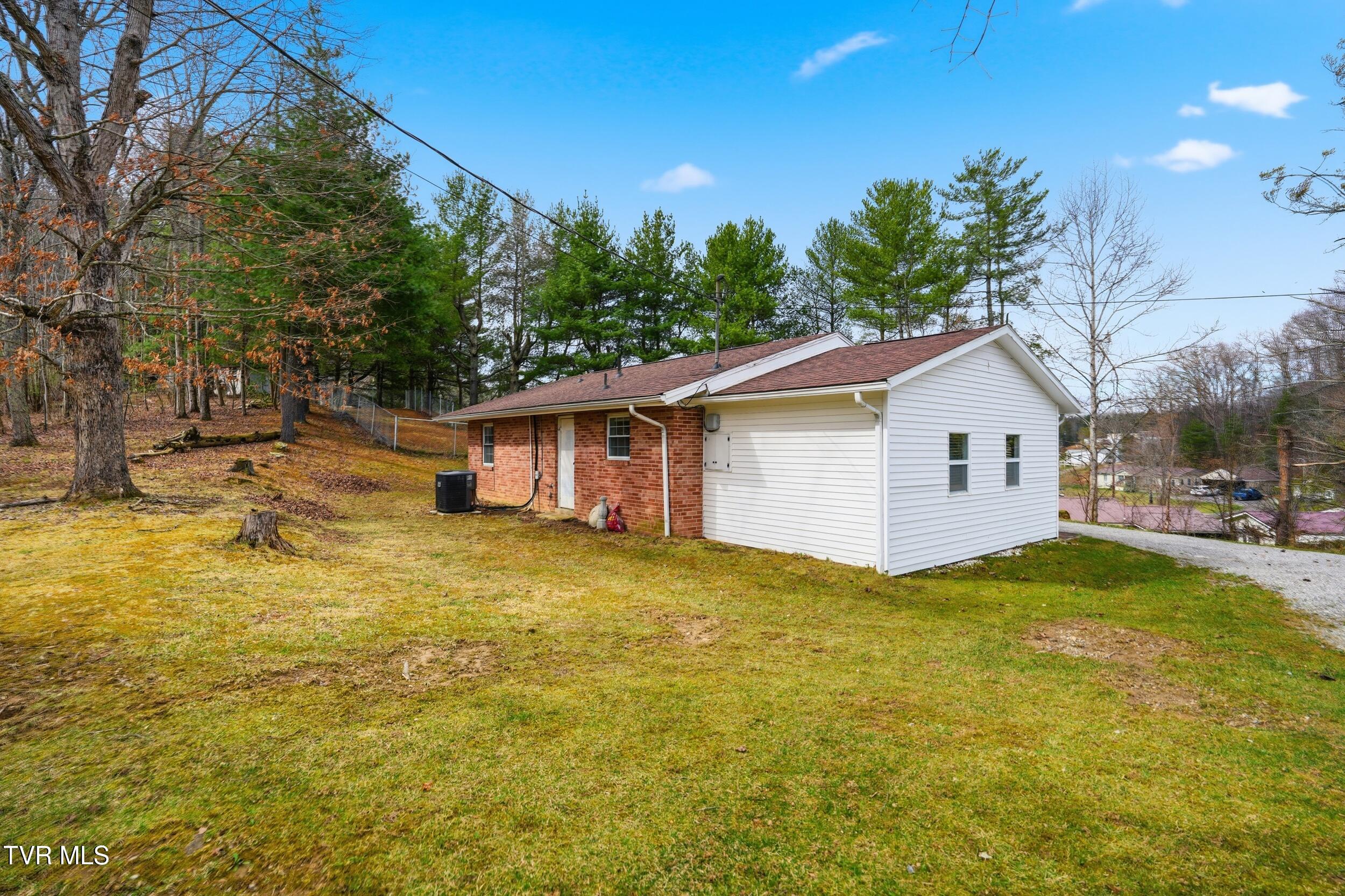 9370 Adwell Road Wise, VA 24293 - Photo 6 of 24 dsc03520