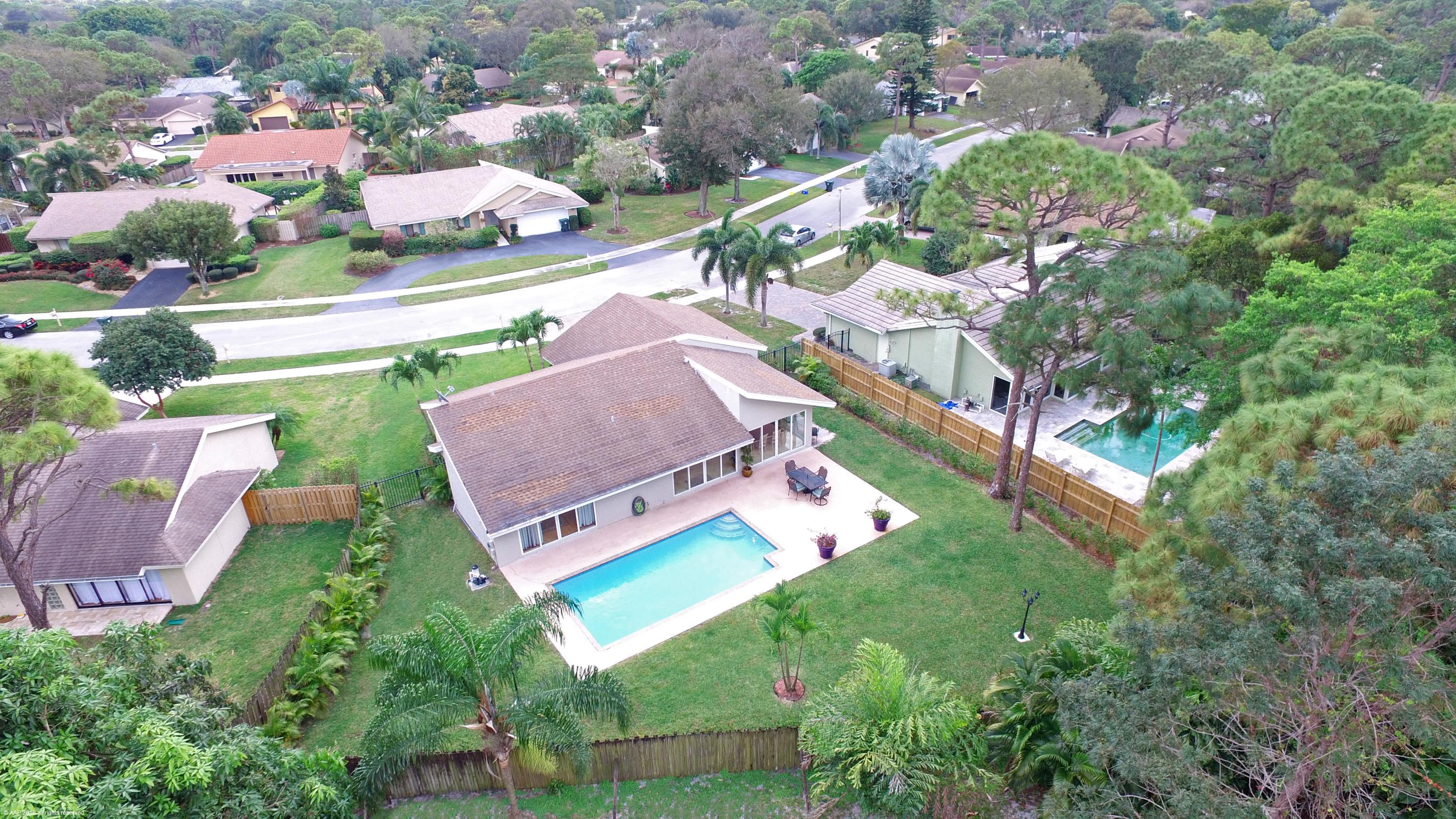 2419 Northwest 30th Road Boca Raton, FL 33431 - Photo 19 of 29 002