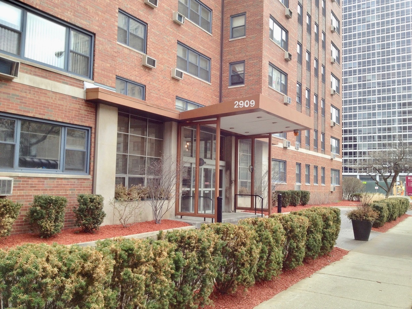 2909 North Sheridan Road, Unit 1505 Chicago, IL 60657 - Photo 1 of 1 a front view of a building