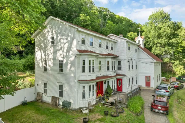 $499,900 | 25 Cedar Street, Bristol, NH 03222