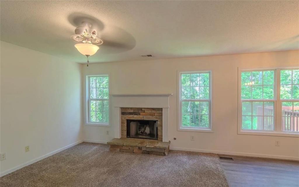 28 Greystone Ridge Hiram, GA 30141 - Photo 6 of 17