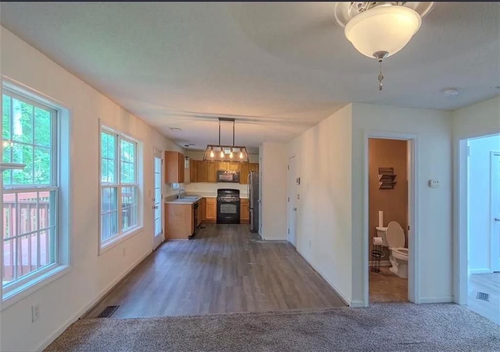 28 Greystone Ridge Hiram, GA 30141 - Photo 8 of 17