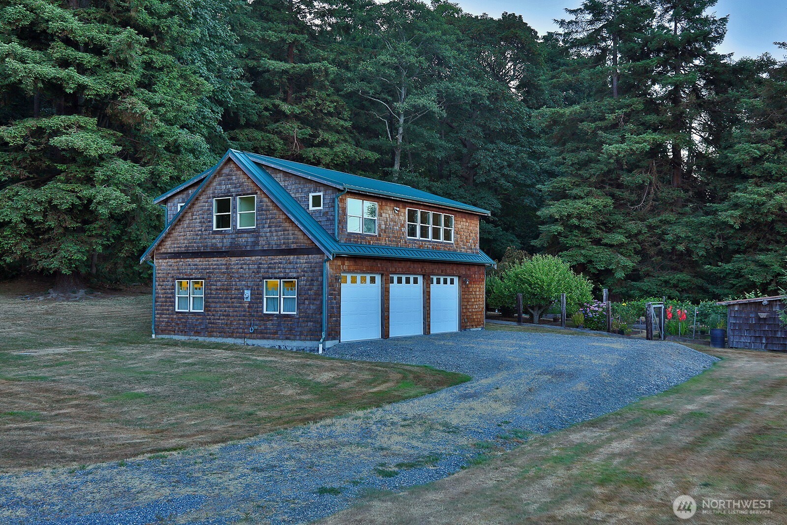 8267 South Franklin Road Clinton, WA 98236 - Photo 32 of 40