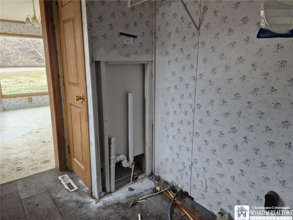 5743 Stockton-Hartfield Road Chautauqua, NY 14728 - Photo 18 of 24