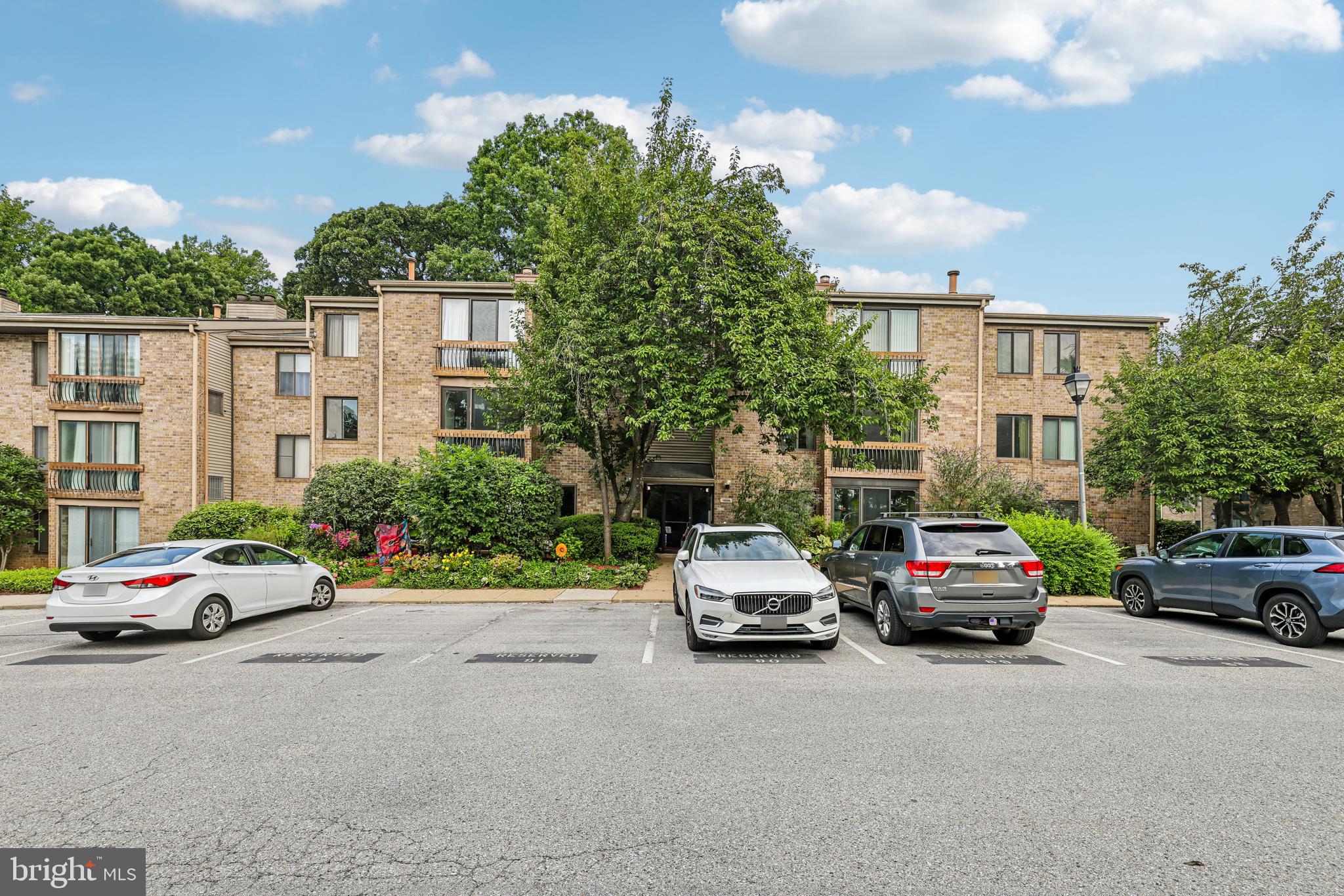 10594 Twin Rivers Road, Unit D2 Columbia, MD 21044 - Photo 6 of 34 Welcome to 10594 Twin Rivers Rd #D-2!