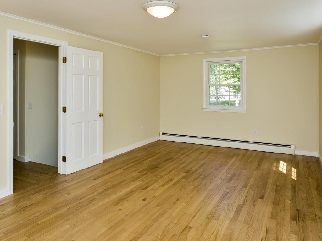 33 Skillin Road Cumberland, ME 04021 - Photo 18 of 32 Master bedroom