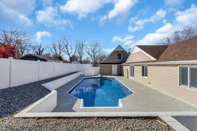 $659,000 | 504 Devoe Avenue, Forked River, NJ 08731