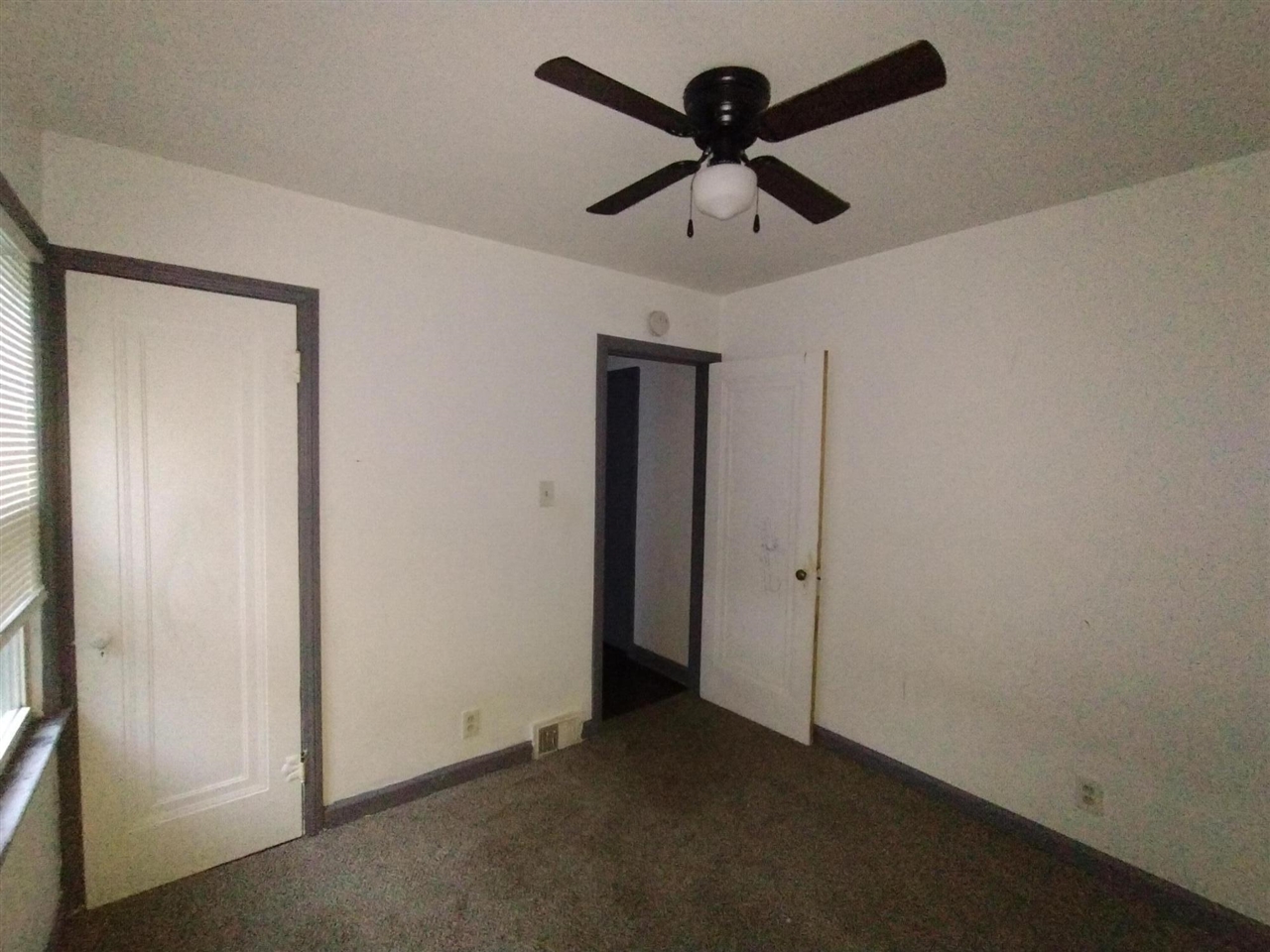 216 Goodell Street River Rouge, MI 48218 - Photo 3 of 8