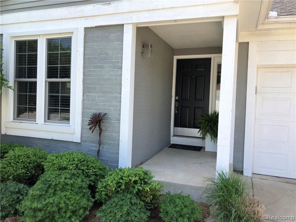 1600 Colony Drive Rochester Hills, MI 48307 - Photo 2 of 34