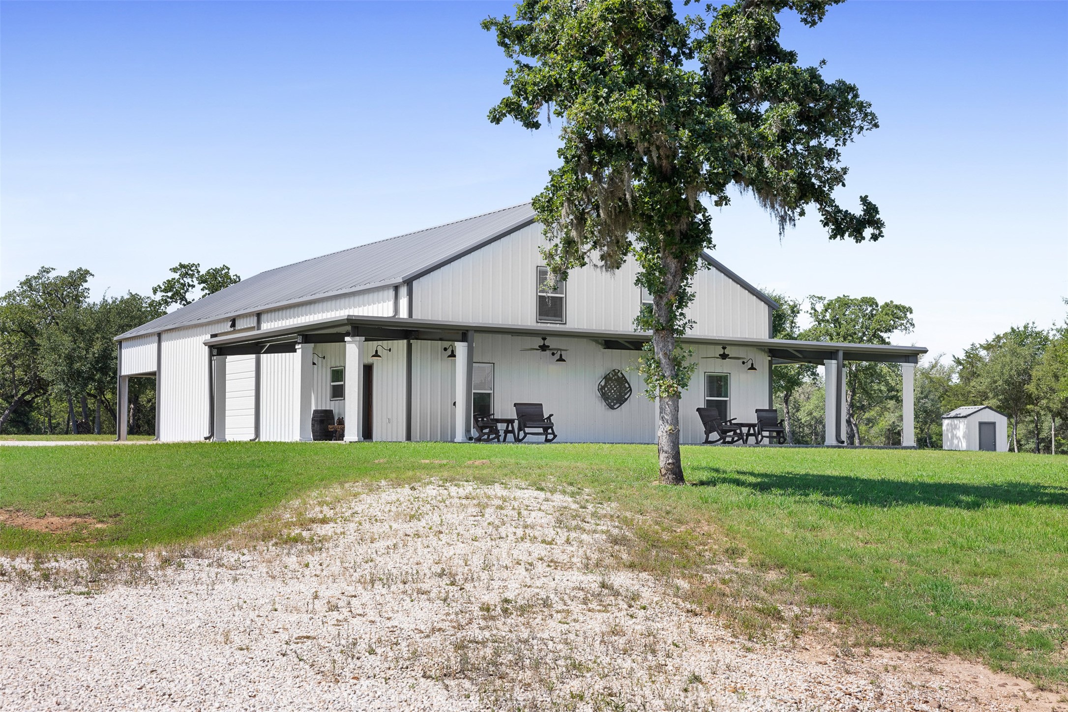 2215 Oak Ridge Road Weimar, TX 78962 - Photo 8 of 36