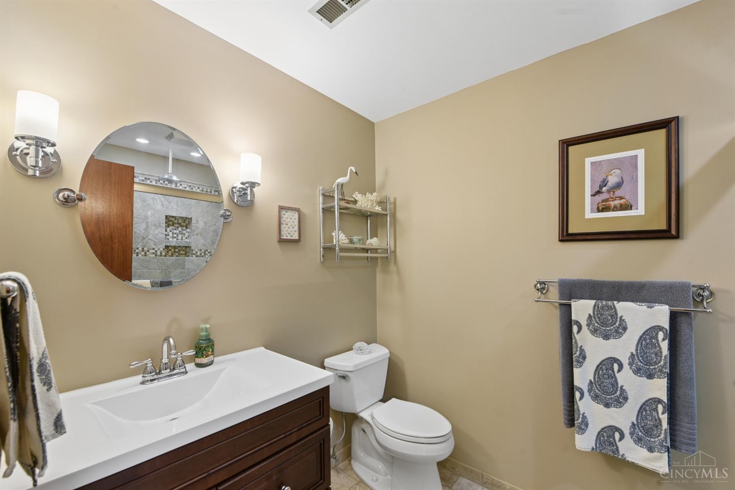 1681 Van Blaricum Road Cincinnati, OH 45233 - Photo 23 of 49