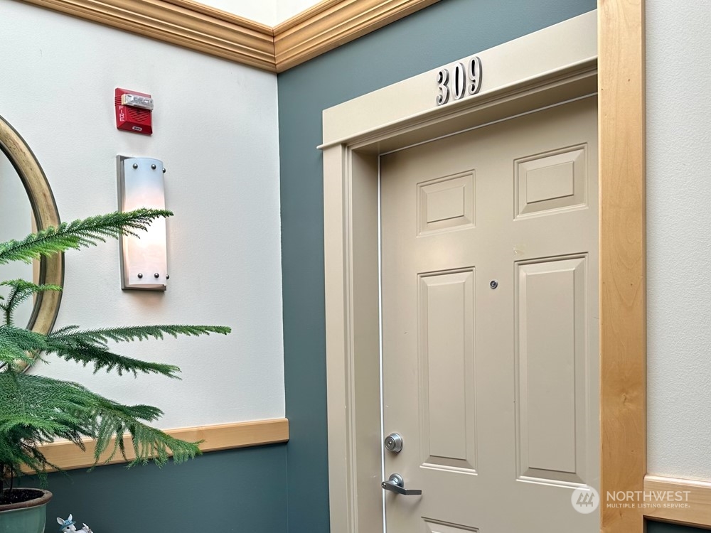 1419 Digby Place, Unit 309 Mount Vernon, WA 98274 - Photo 4 of 34