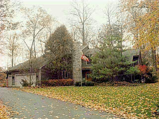 8221 Shawnee Run Road Cincinnati, OH 45243 - Photo 1 of 1