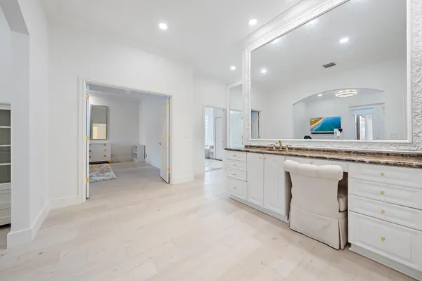 $4,000,000 | 325 Eagle Drive, Jupiter, FL 33477