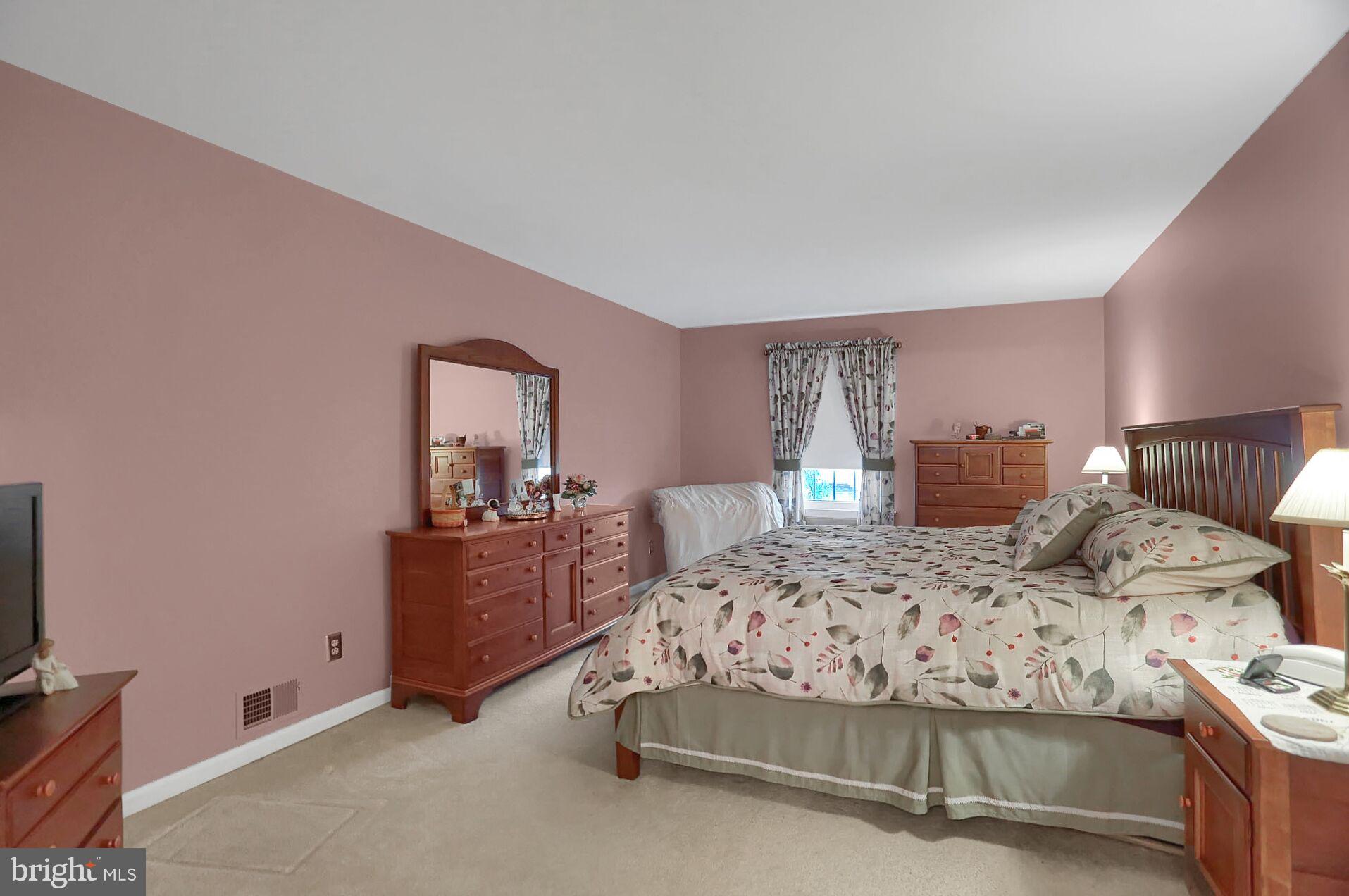 49 Rim View Lane Reading, PA 19607 - Photo 20 of 33