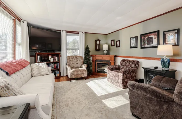 $435,000 | 11 Richmond Street, Littleton, NH 03561