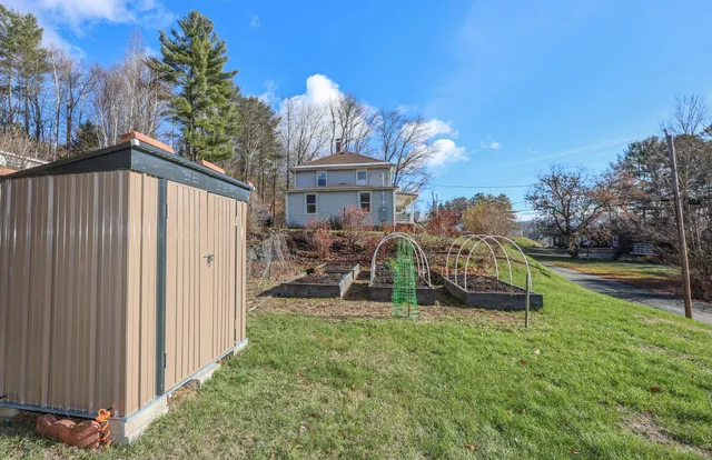 $435,000 | 11 Richmond Street, Littleton, NH 03561