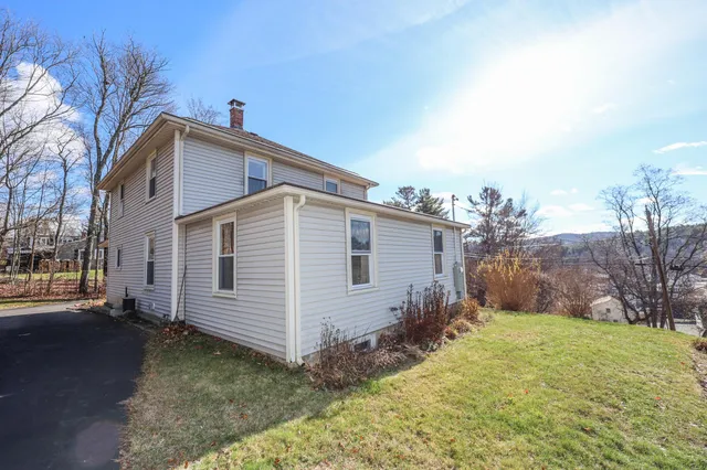 $435,000 | 11 Richmond Street, Littleton, NH 03561