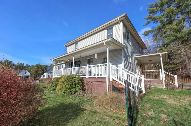 $435,000 | 11 Richmond Street, Littleton, NH 03561
