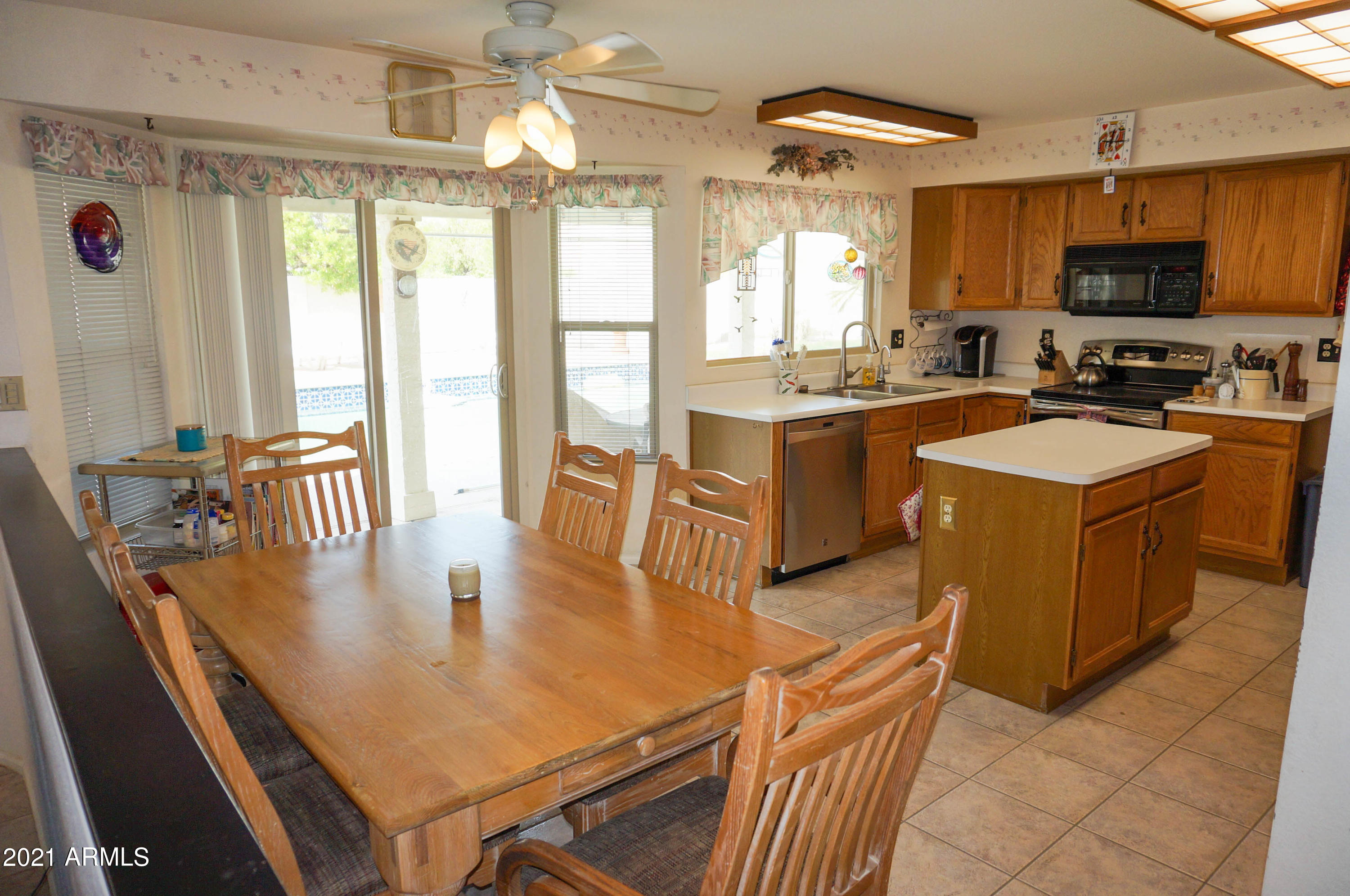 3308 East Desert Trumpet Road Phoenix, AZ 85044 - Photo 7 of 11 3308 Deseert Trumpet-32