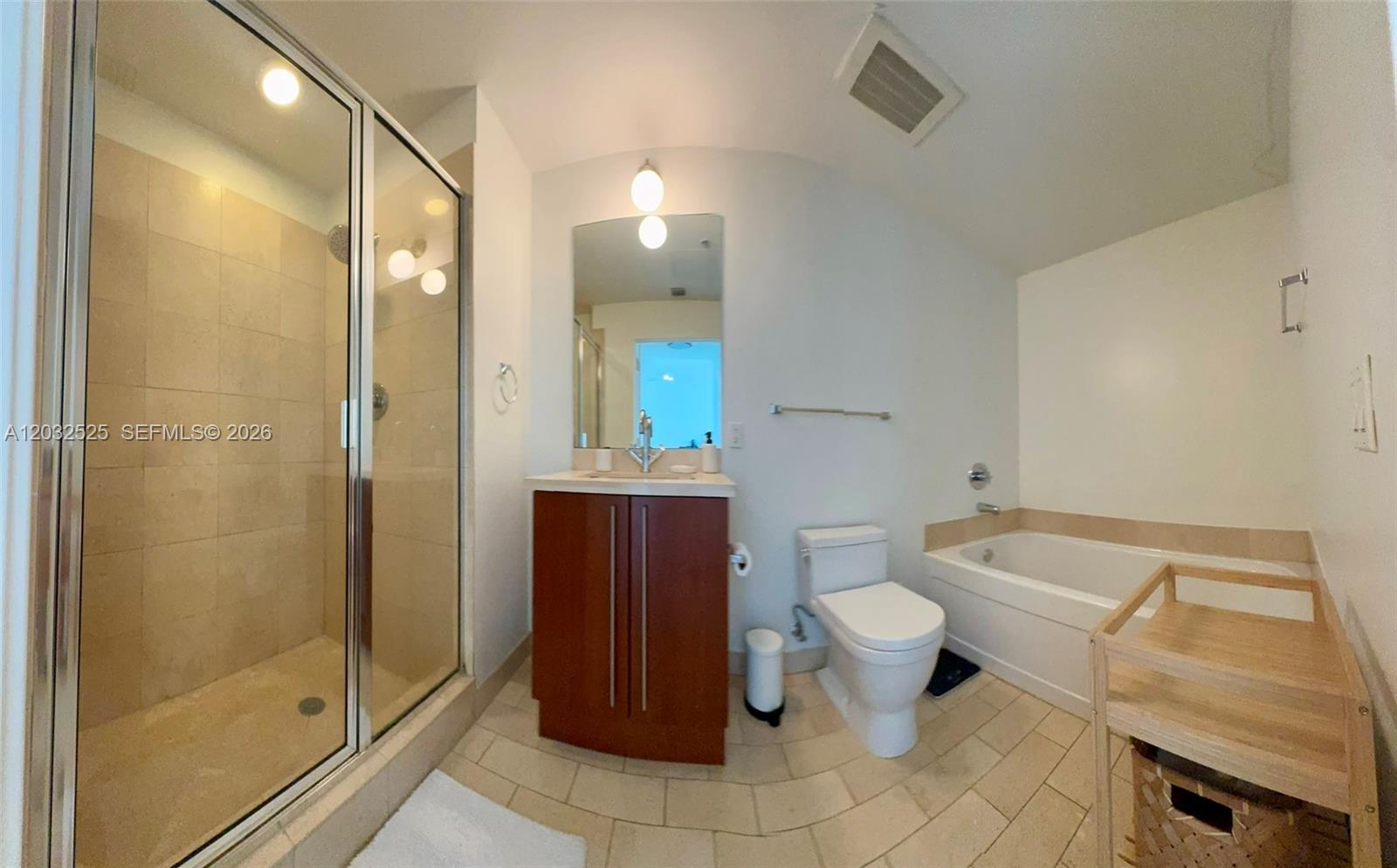 79 Southwest 12th Street, Unit 1502 Miami, FL 33130 - Photo 16 of 32