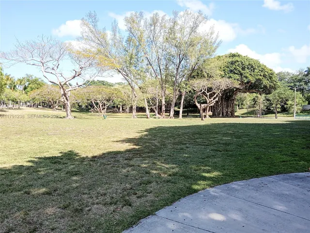 $1,995,000 | 4187 South Le Jeune Road, Miami, FL 33133