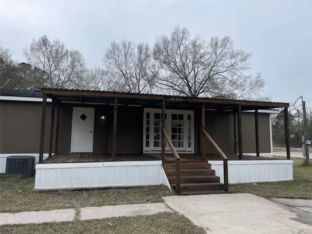 $1,600 | 15661 Deer Glen Lane, Conroe, TX 77302