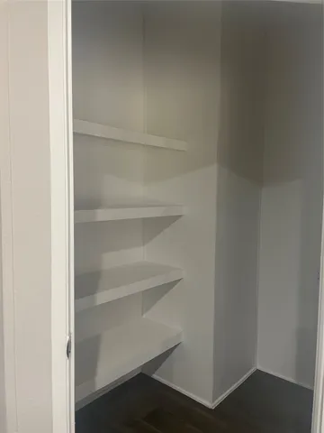 $1,600 | 15661 Deer Glen Lane, Conroe, TX 77302