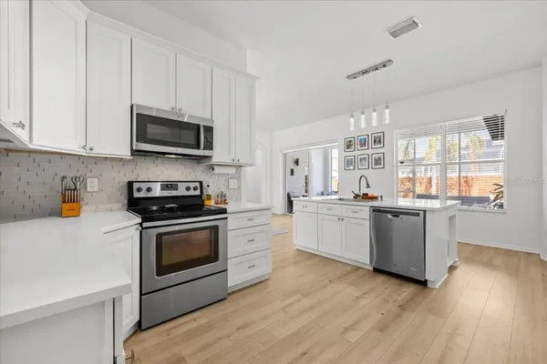 $539,900 | 11905 Timberhill Drive, Riverview, FL 33569