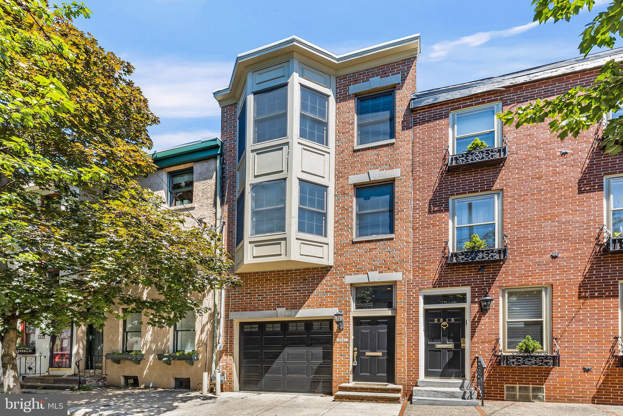 2317 Perot Street Philadelphia, PA 19130 - Photo 2 of 36