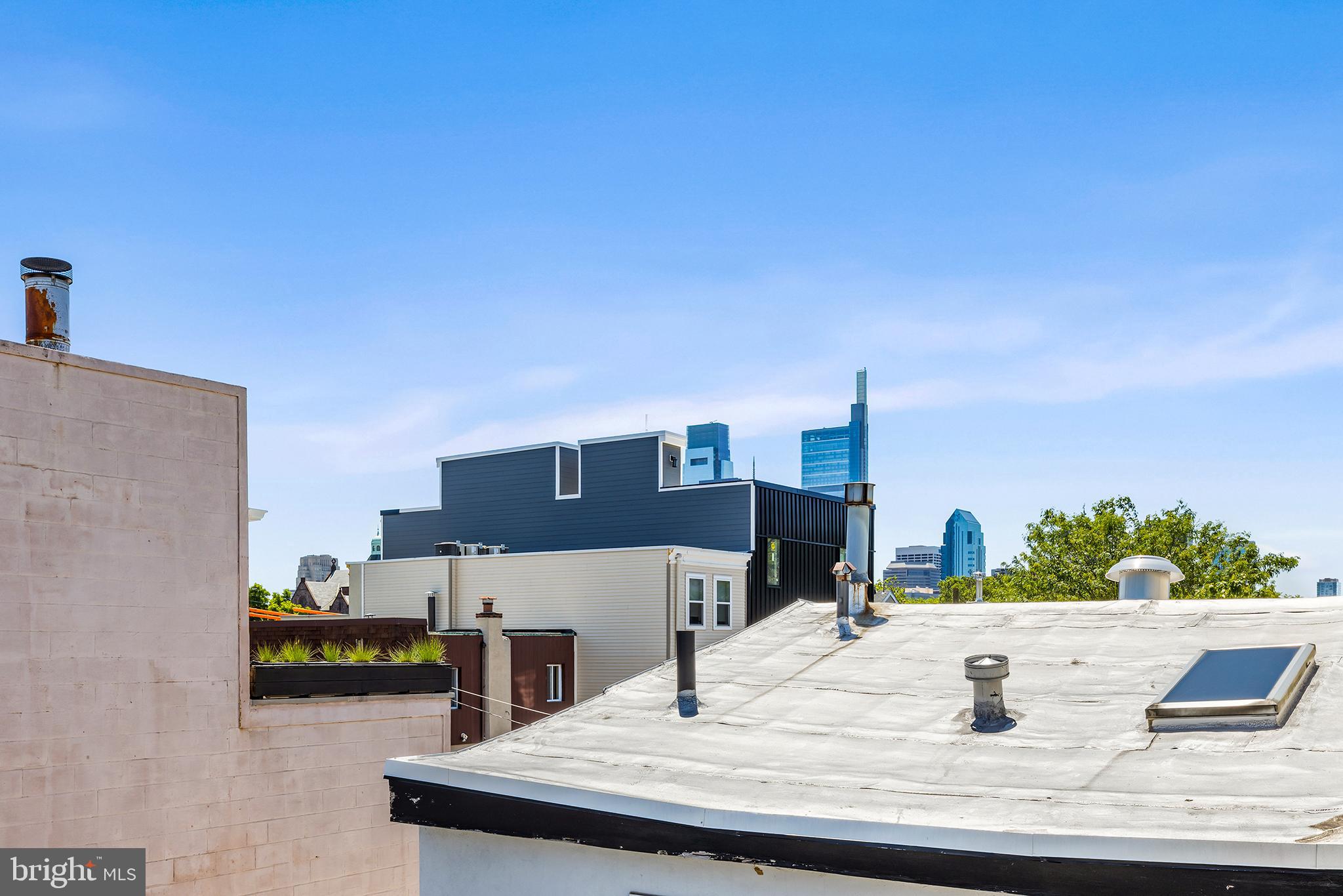 2317 Perot Street Philadelphia, PA 19130 - Photo 7 of 36