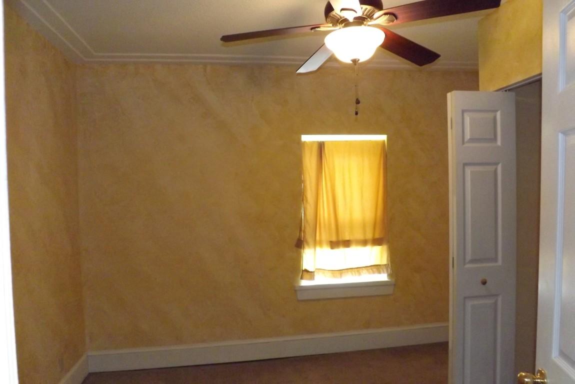 146 Landreth Street Spring City, TN 37381 - Photo 27 of 37 4th view bedroom 3
